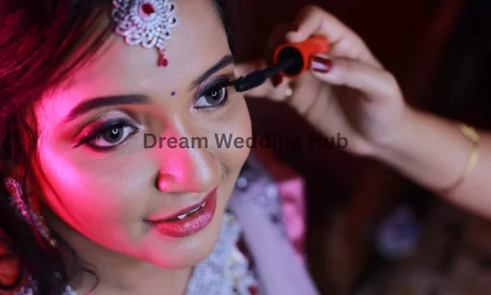 Kaviya makeup Artist